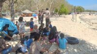 Cegah Kriminalitas, Polsek Sekotong Aktif Patroli di Pantai Elak-Elak (3) Cegah Kriminalitas, Polsek Sekotong Aktif Patroli di Pantai Elak-Elak