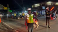 Malam Tahun Baru di Batulayar Lancar Tanpa Pengalihan Arus, Ini Kuncinya! (3) Malam Tahun Baru di Batulayar Lancar Tanpa Pengalihan Arus, Ini Kuncinya!