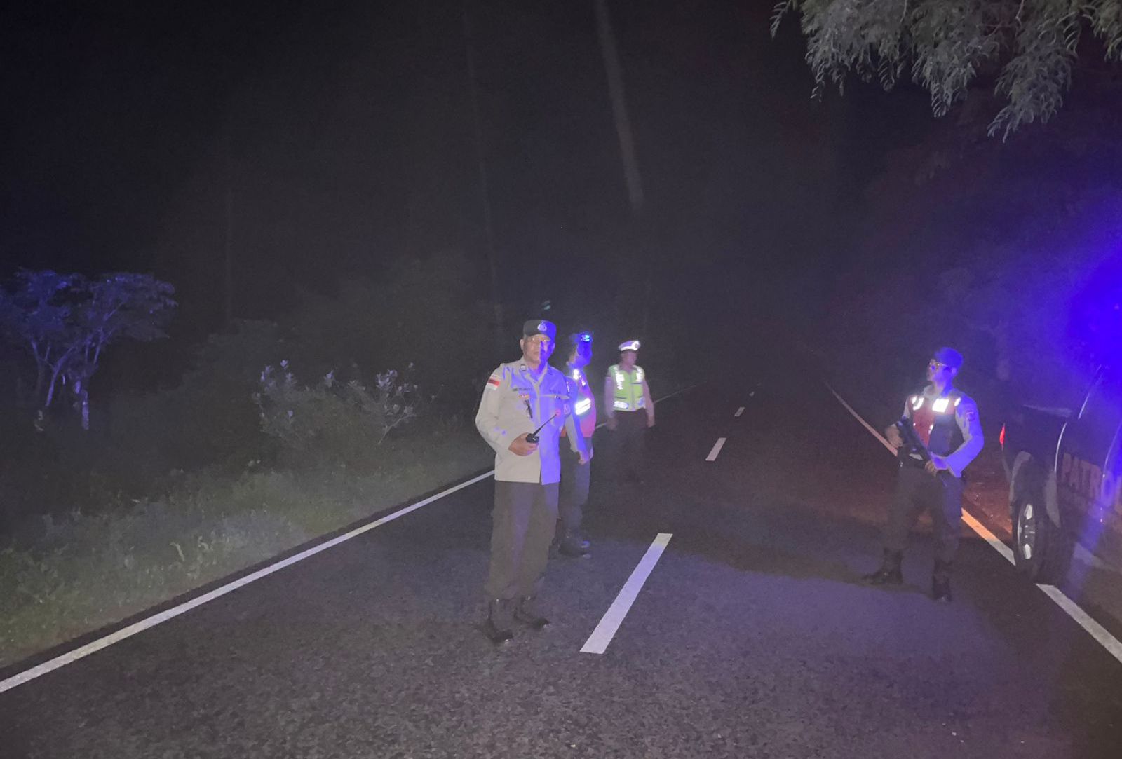 Aksi Polsek Sekotong Cegah Balap Liar Demi Keamanan Warga (3) Aksi Polsek Sekotong Cegah Balap Liar Demi Keamanan Warga