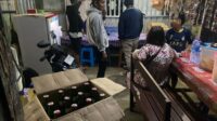 Sat Resnarkoba Polres Lombok Barat Beraksi, Miras Ilegal Disita (2) Jelang Idul Fitri, Polisi Gencarkan Razia Miras di Lombok Barat