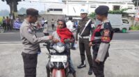 Sinergi Lintas Sektor, Operasi Keselamatan Rinjani 2025 Polres Lombok Barat Sasar Pengguna Jalan (3) Sinergi Lintas Sektor, Operasi Keselamatan Rinjani 2025 Polres Lombok Barat Sasar Pengguna Jalan