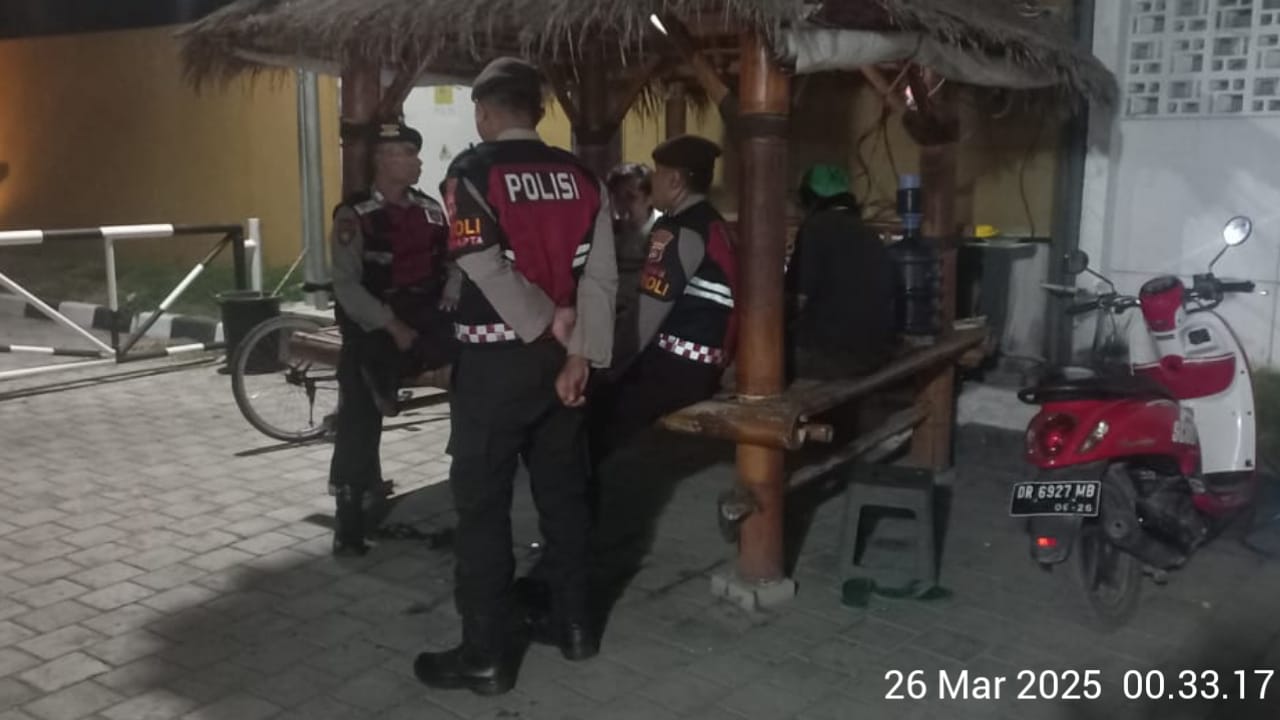 4. Polres Lombok Barat Sosialisasikan KEMOS 110, Warga Kini Lebih Aman! (3) Inovasi KEMOS 110: Respons Cepat Darurat di Lombok Barat