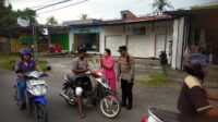 Polsek Labuapi Berbagi Takjil, Wujud Kepedulian di Bulan Ramadhan (3) Ramadhan Berkah, Polsek Labuapi Bagikan Takjil Gratis