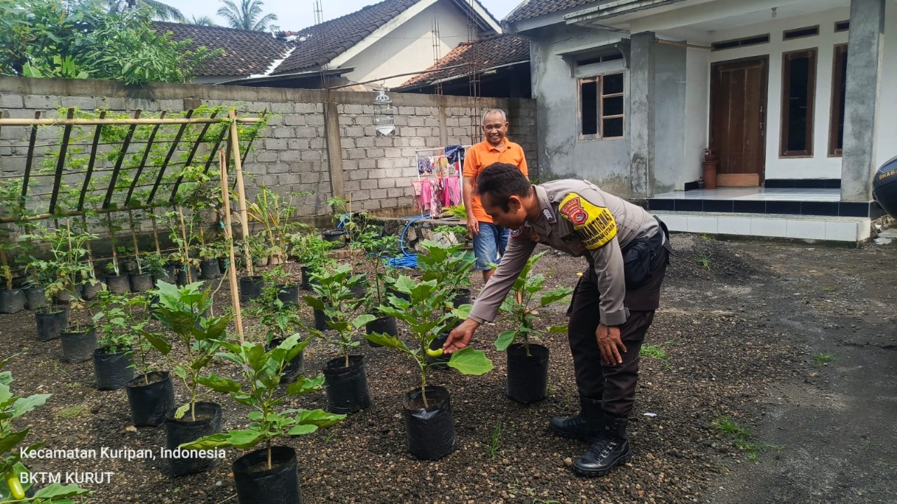 Ketahanan Pangan Dimulai dari Desa, Polisi Jadi Pelopor (1)