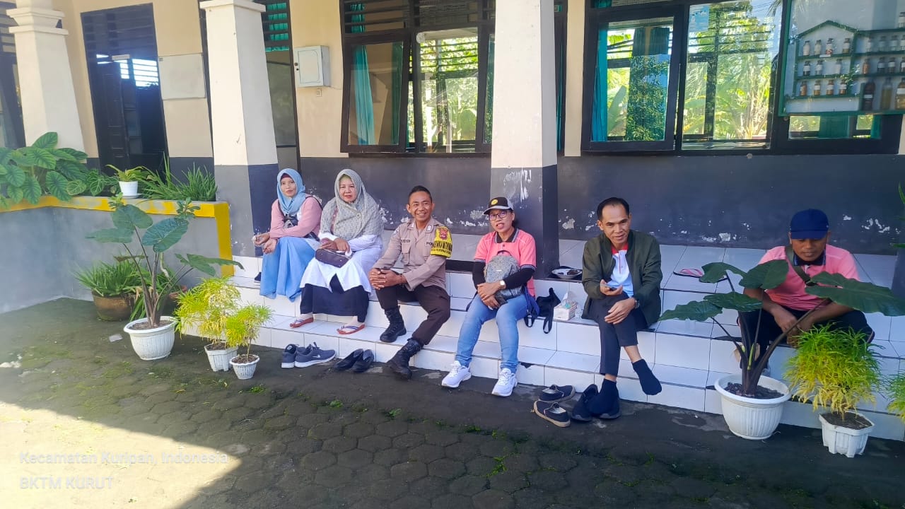 Sinergi Polri dan BPP Pertanian Kuripan Utara Perkuat Ketahanan Pangan Jelang Musim Tanam Kedua (3) Musim Tanam Padi: Polri dan BPP Kuripan Sinergi di Lapangan