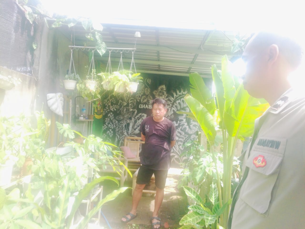 Bhabinkamtibmas Labuapi Gandeng Petani Tingkatkan Ketahanan Pangan dan Jaga Kamtibmas (3) Bhabinkamtibmas Labuapi Gandeng Petani Tingkatkan Ketahanan Pangan dan Jaga Kamtibmas