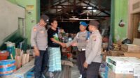 Patroli Dialogis Polsek Kuripan Jaga Kamtibmas dan Edukasi Warga Hadapi Cuaca Ekstrem (3) Patroli Humanis: Polsek Kuripan Bangun Sinergi dengan Warga