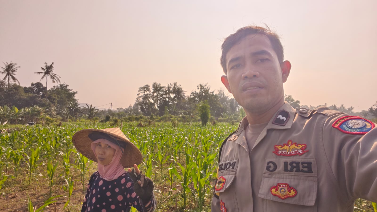 Program Ketahanan Pangan Diperkuat Lewat Kunjungan Polsek Lembar ke Petani (3) Program Ketahanan Pangan Diperkuat Lewat Kunjungan Polsek Lembar ke Petani