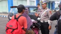 Keselamatan Lalu Lintas Diperkuat, Polres Lombok Barat Gelar Operasi Patuh Rinjani 2025 (4) Keselamatan Lalu Lintas Diperkuat, Polres Lombok Barat Gelar Operasi Patuh Rinjani 2025