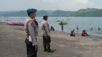 WhatsApp Image 2025-10-26 at 12.11.55 (1)_result Antisipasi 3C, Polsek Lembar Gencarkan Patroli Wisata Pantai Cemare